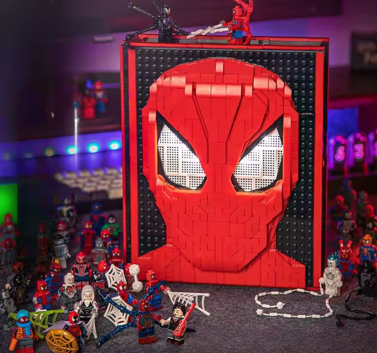 BuildingBooks - SpiderBook